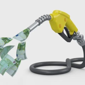 油价调整：注意，预计上调80元/吨，油价上涨中！