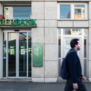 真的吗？只要前线能够胜利，这些物资都不再是问题吗？