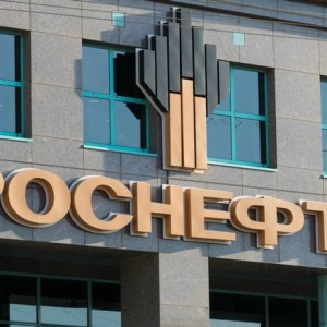 慢性挤压：俄罗斯石油帝国正在陷入现金流危机