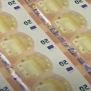 法国政坛下周投票定生死 欧元多头瑟瑟发抖