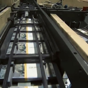 非农“爽约”！服务业PMI紧急接棒，美元指数震荡背后藏着通胀大考 ...