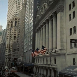 下周看点：政策不急于宽松的世界，谁在受益，谁被挤压？