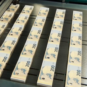 欧元美元周评，欧元多头靠“美国关税”能翻盘吗？