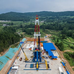 突破10000米，我国迈出关键一步！