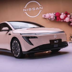 东风日产首款纯电N7车主：新车首月维修7次，品质堪忧！东风日产陷品控危机，抱上华为 ...