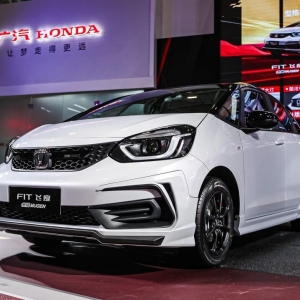 月销量降至两位数，“神车”飞度现款清库不再安排投产，小型车场已变天 ...