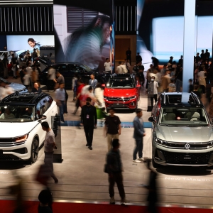 “消费第一城”，拼了