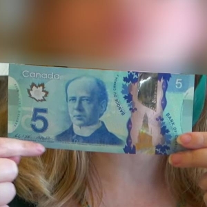 加元的“审判日”逼近？三大矛盾正在引爆汇率危机！