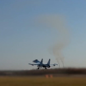 俄总统新闻秘书：俄日双边合作已降至零！俄图-95MS战略轰炸机在日本完成例行巡航 ...