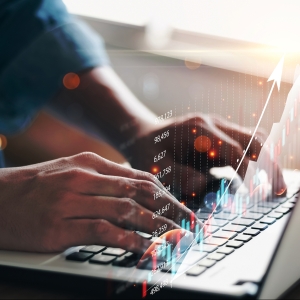 “首席女黑客”直播卖课，警方通报：涉案企业被罚20万元，账号注销 ...