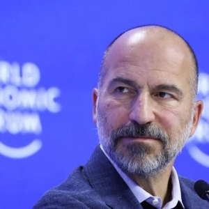 Uber CEO：20多年后所有汽车都能自动驾驶 开车像骑马