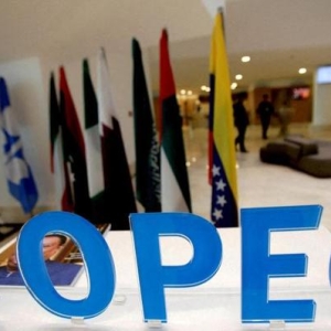 突发特讯！石油巨头再出招，俄罗斯等八国达成共识，引发全球高度关注 ...