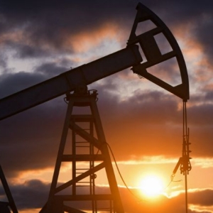 每天100万桶入库！中国快速充实石油储备，要为大事做准备？ ...