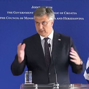 中国 48 小时锁定阿根廷大豆，停巴西 180 万吨单！